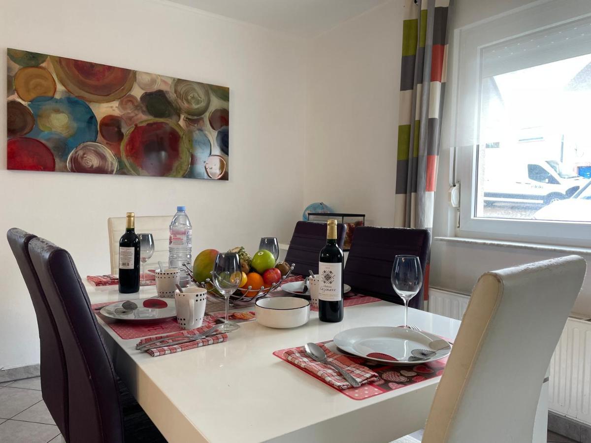 Large Room In Schuttrange Free Parking 10Mins To Airport Excellent Customer Services Buitenkant foto